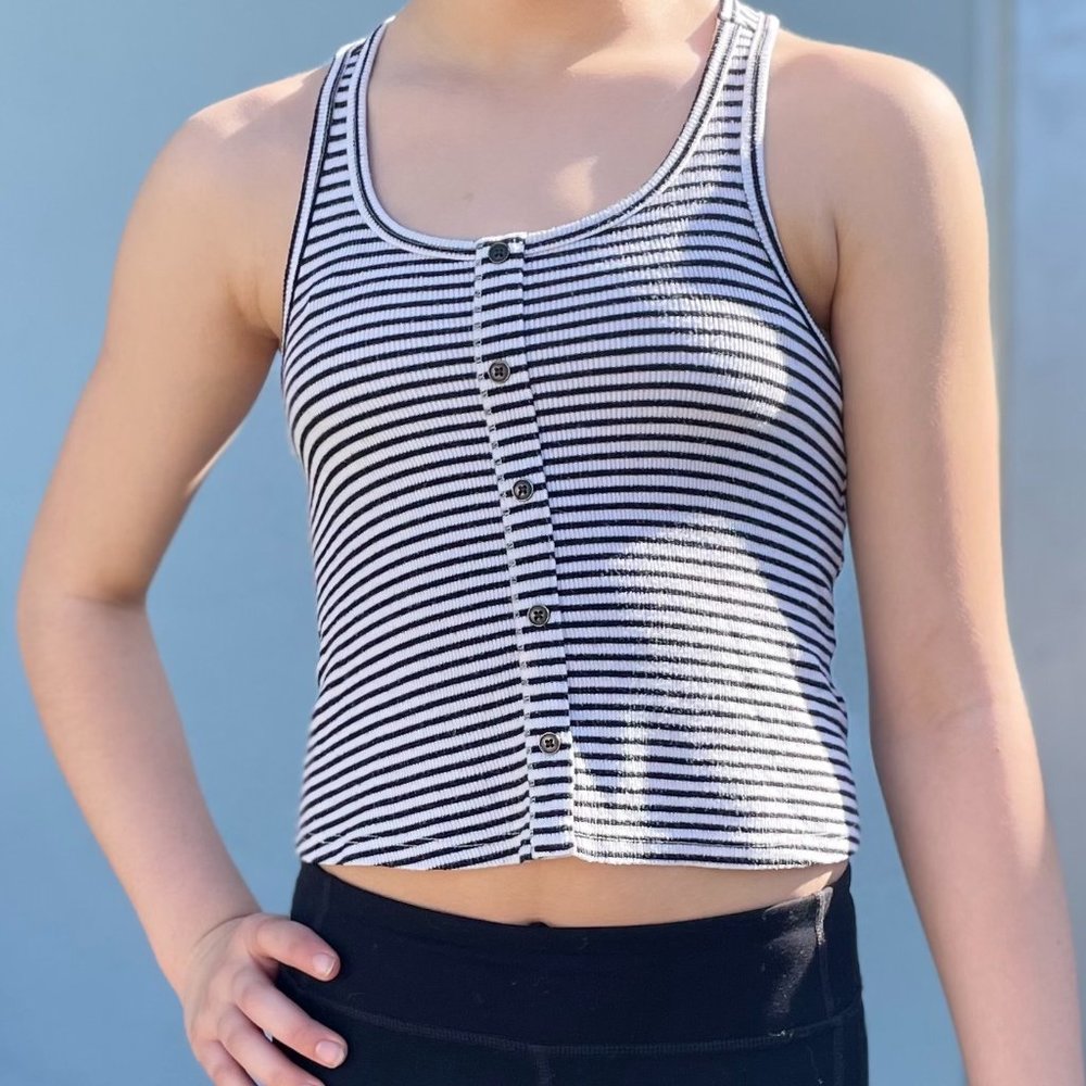 Striped Button up Tank Top - Picture 3 of 6